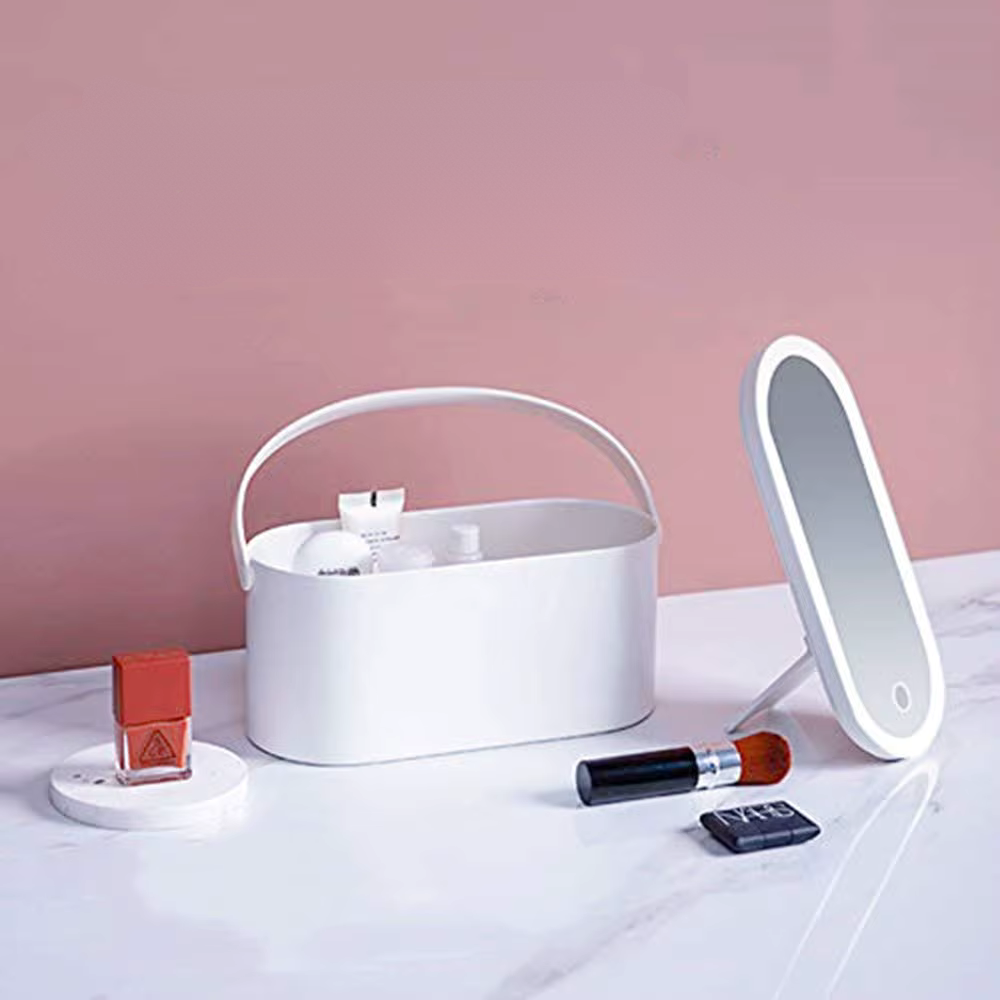 Boîte à maquillage avec miroir LED intégré